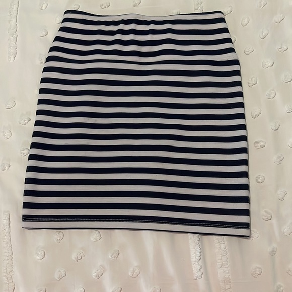 Pull&bear mini skirt Size S - Picture 2 of 3